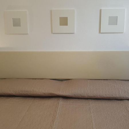 La Pomelia Apartment Palermo Bagian luar foto
