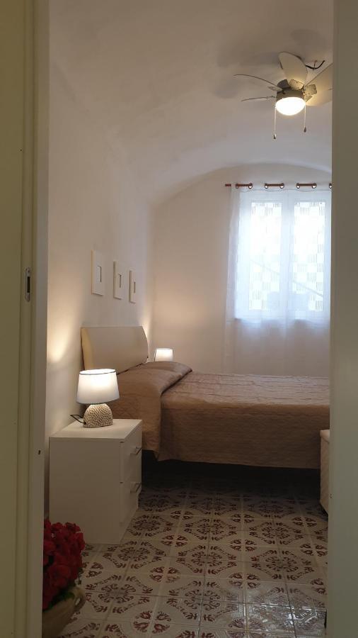 La Pomelia Apartment Palermo Bagian luar foto