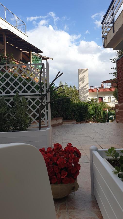 La Pomelia Apartment Palermo Bagian luar foto