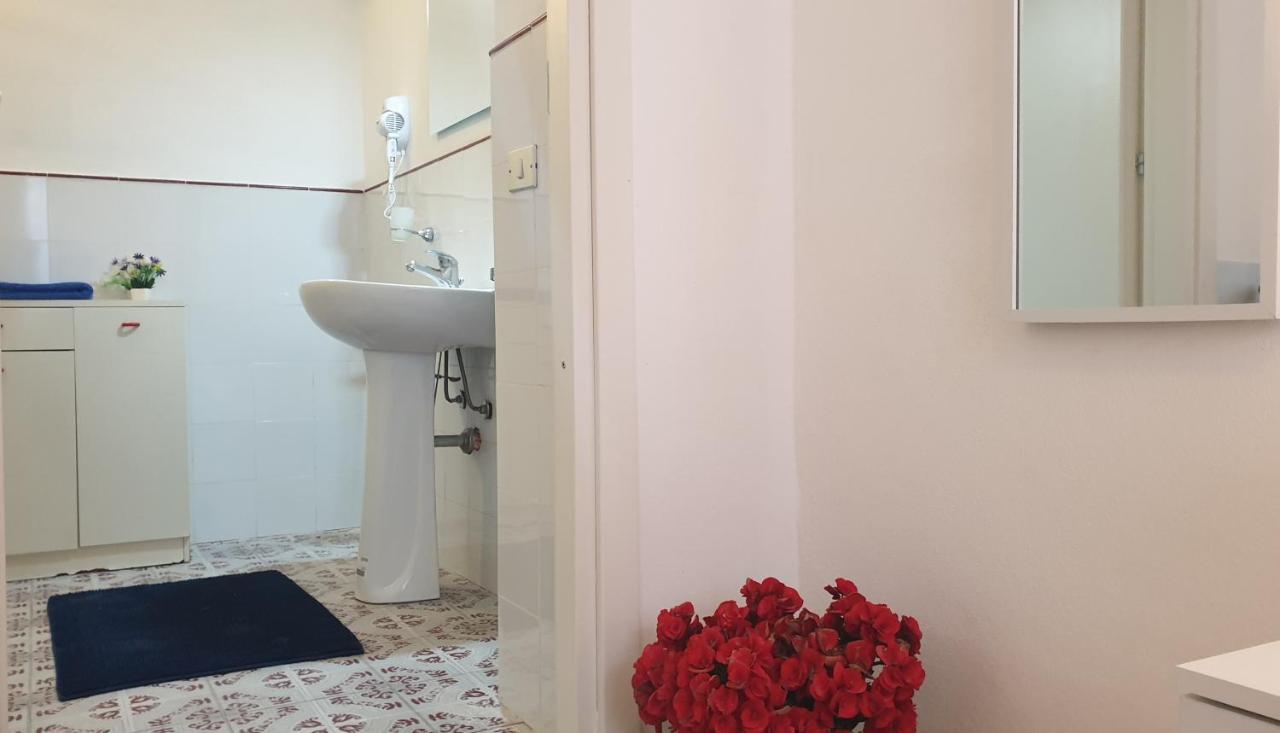 La Pomelia Apartment Palermo Bagian luar foto