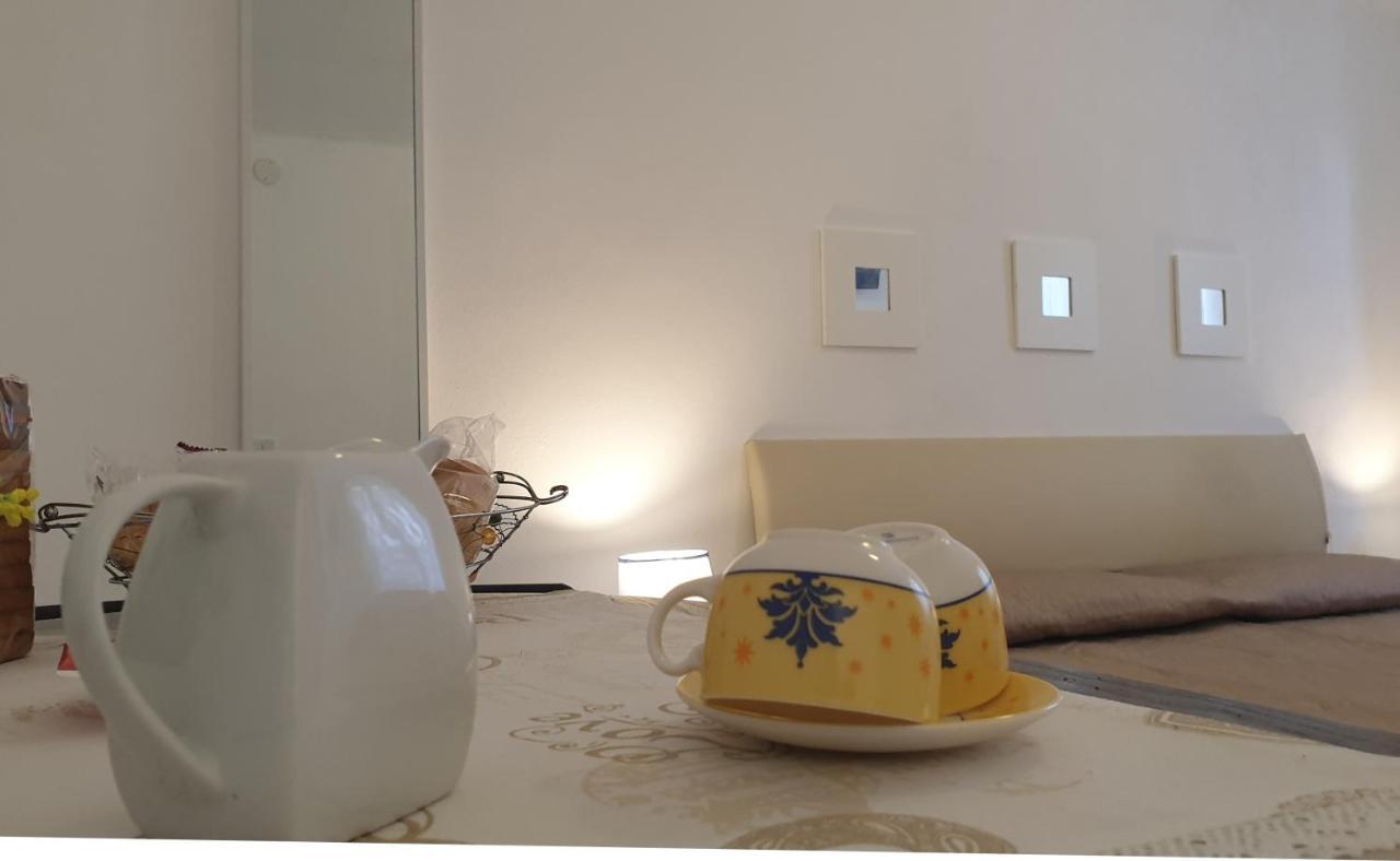 La Pomelia Apartment Palermo Bagian luar foto