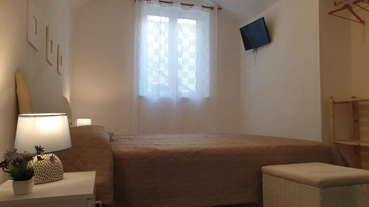 La Pomelia Apartment Palermo Bagian luar foto