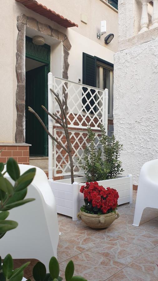 La Pomelia Apartment Palermo Bagian luar foto